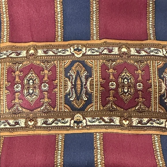 Vintage Bill Blass Silk Scarf Burgundy Navy Baroque Ornate Print - Picture 6 of 11